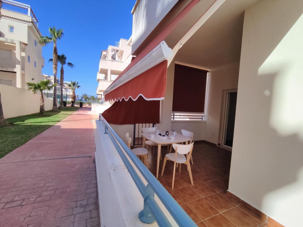 Bajo Con Terraza En Urbanizacion Familiar - Arenas Albert Villas Alcossebre Eksteriør billede
