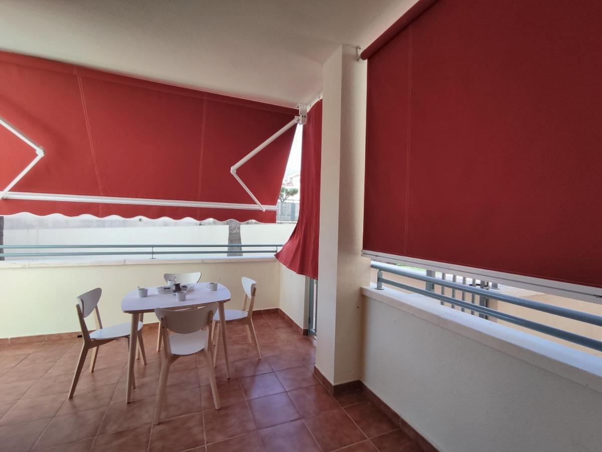 Bajo Con Terraza En Urbanizacion Familiar - Arenas Albert Villas Alcossebre Eksteriør billede